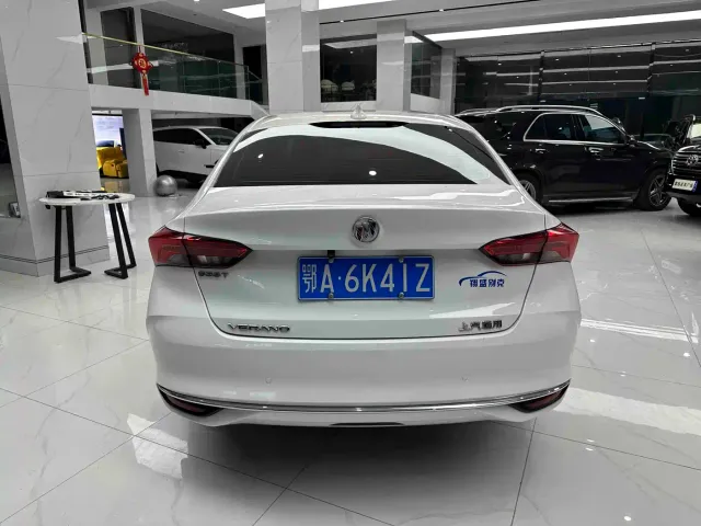 Buick Verano — Фото автомобиля 6