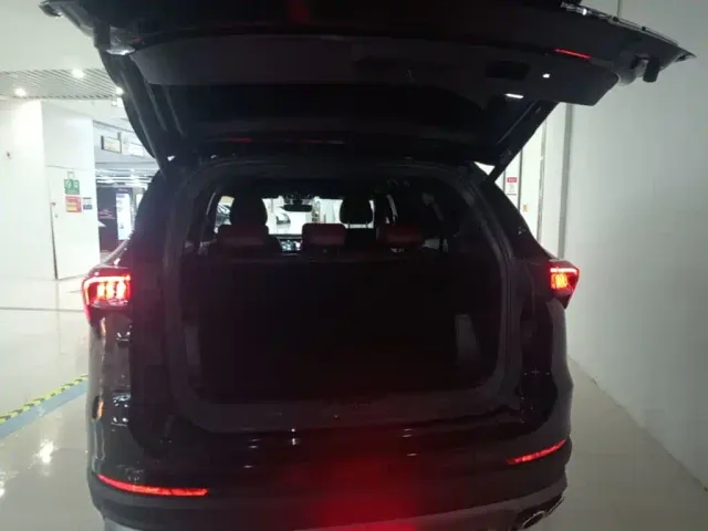 Jetour X70 Plus — Фото автомобиля 18