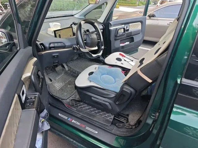 Baojun KiWi EV — Фото автомобиля 12