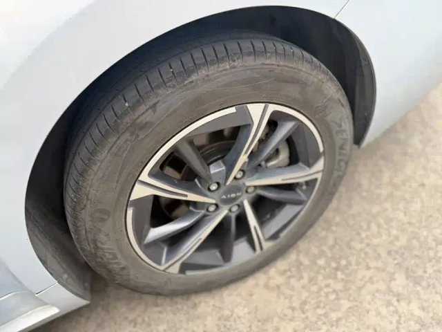 GAC Aion S MAX — Фото автомобиля 9
