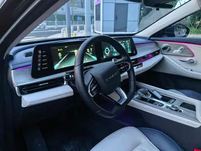 Chery Arrizo 8 — Фото автомобиля 5