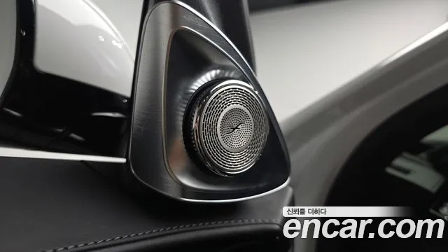 Mercedes-Benz S-Class — Фото автомобиля 14