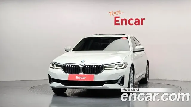 BMW 5 Series G30 — Фото автомобиля 3