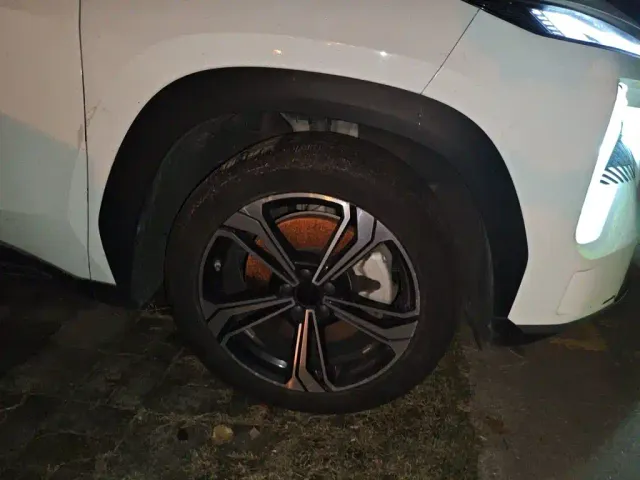 Geely Galaxy L7 — Фото автомобиля 24