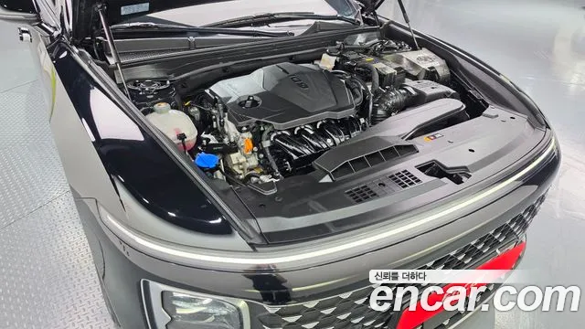 Hyundai Grandeur Grandeur (GN7) 2.5 Бензин 2WD — Фото автомобиля 6