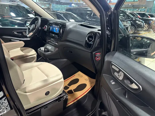 Mercedes-Benz Vito — Фото автомобиля 3