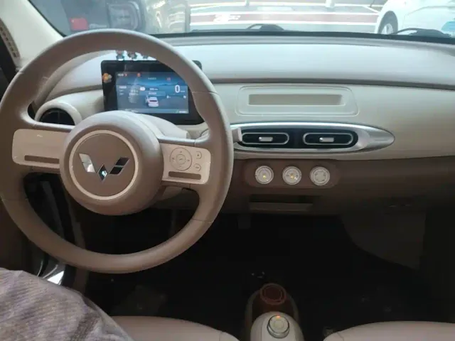 Wuling Hongguang Mini EV — Фото автомобиля 9