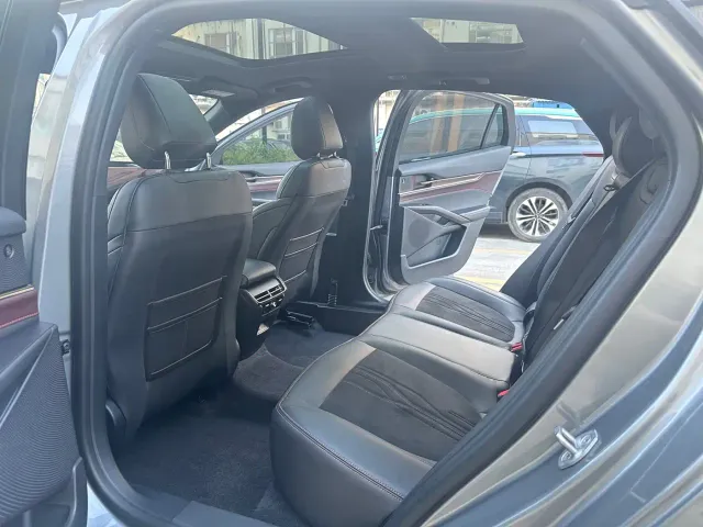 Ford Mondeo — Фото автомобиля 12