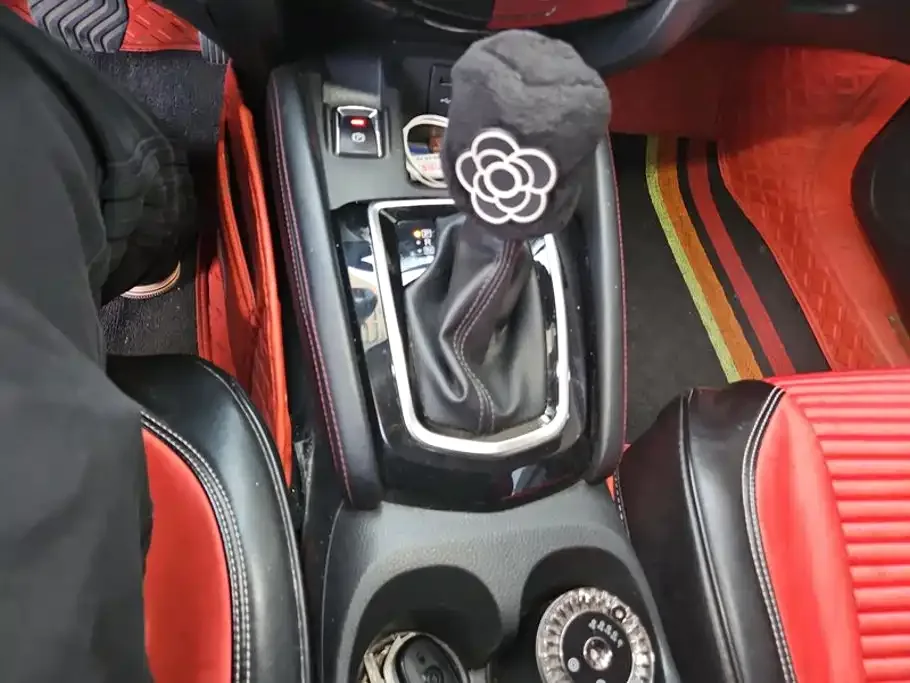 Nissan Qashqai 2022 2.0L CVT XV Prem Luxury Edition — Фото автомобиля 16