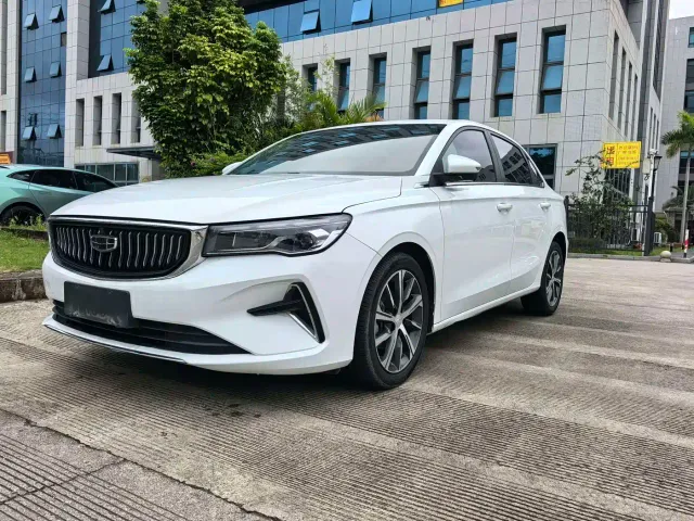 Фотография автомобиля — Geely Emgrand