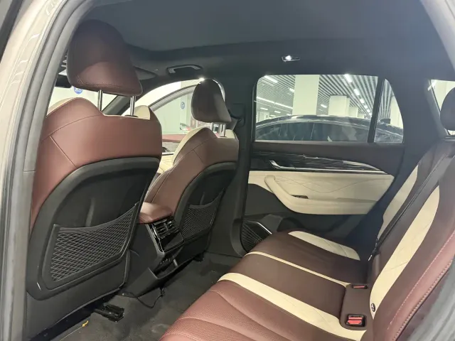 Geely Xingyue L — Фото автомобиля 9