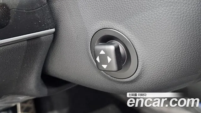Genesis GV70 — Фото автомобиля 14