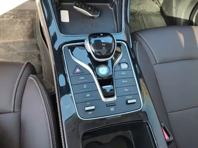 BYD Song MAX — Фото автомобиля 13