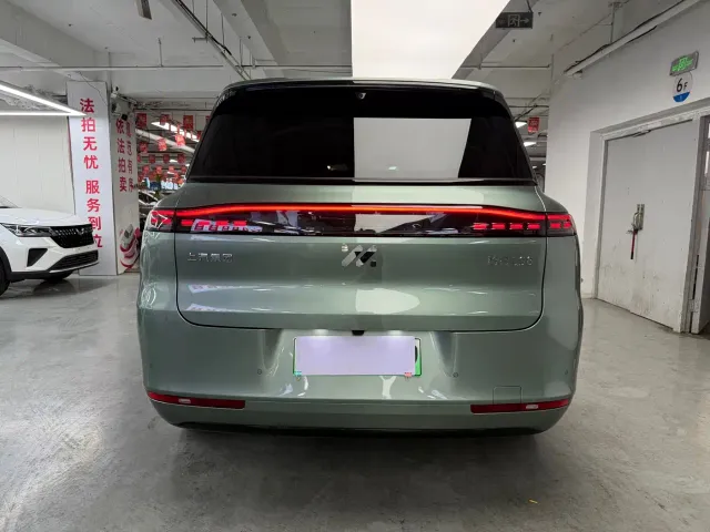 IM Motors LS8 — Фото автомобиля 12