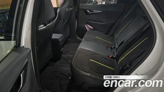 Kia EV6 New — Фото автомобиля 11