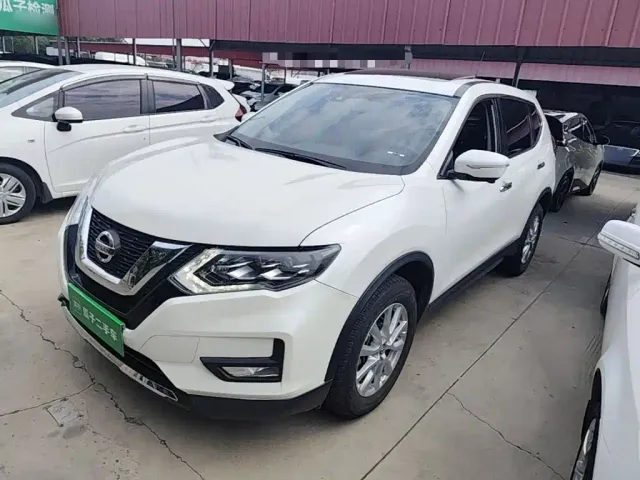 Фотография автомобиля — Nissan X-Trail