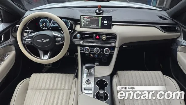 Genesis G70 New — Фото автомобиля 10