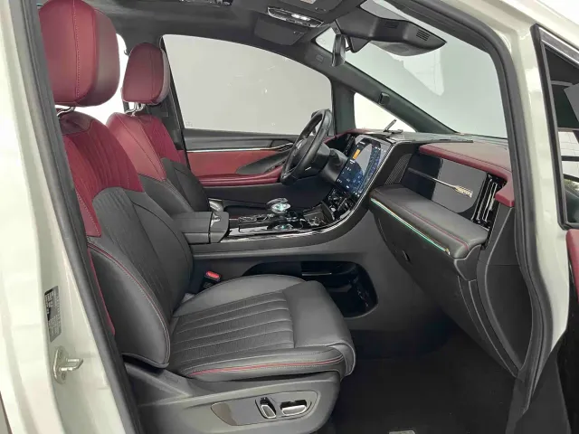 GAC Trumpchi M8 — Фото автомобиля 18