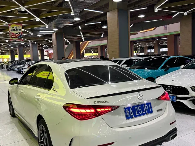 Mercedes-Benz C-Class — Фото автомобиля 7