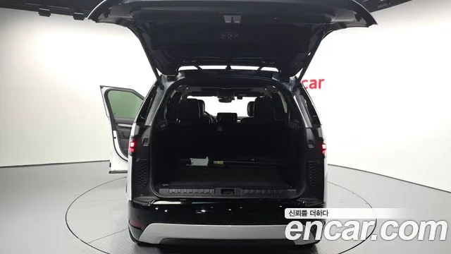Land Rover Discovery — Фото автомобиля 20