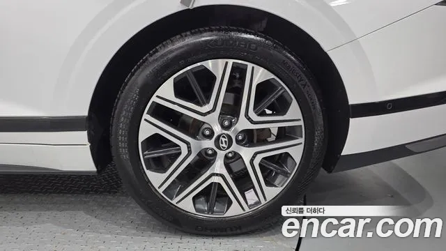 Hyundai Grandeur GN7 — Фото автомобиля 6