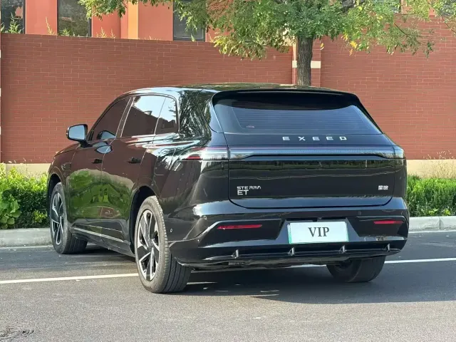 Exeed Exlantix ET 2024 Model Extended Range 200 Pro+ — Фото автомобиля 8