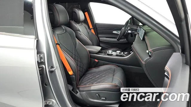 Genesis GV70 — Фото автомобиля 17