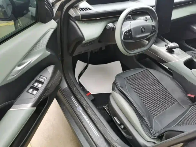 Changan Lamore — Фото автомобиля 11