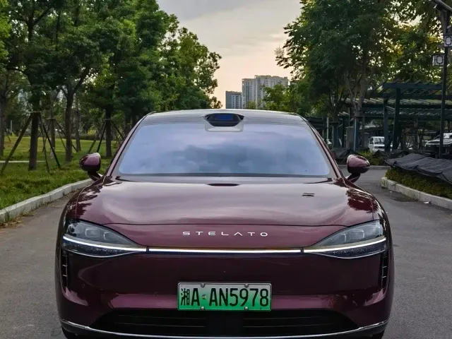 Stelato S9 — Фото автомобиля 2