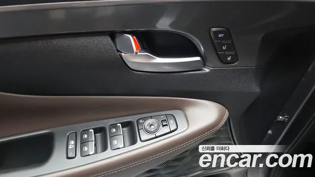 Hyundai Santafe — Фото автомобиля 29