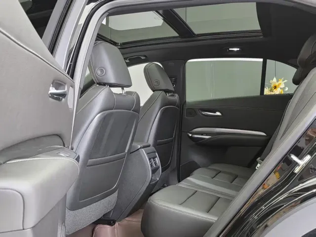 Cadillac XT4 — Фото автомобиля 6