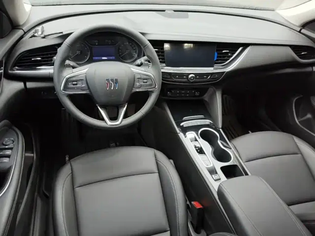 Buick Regal — Фото автомобиля 9