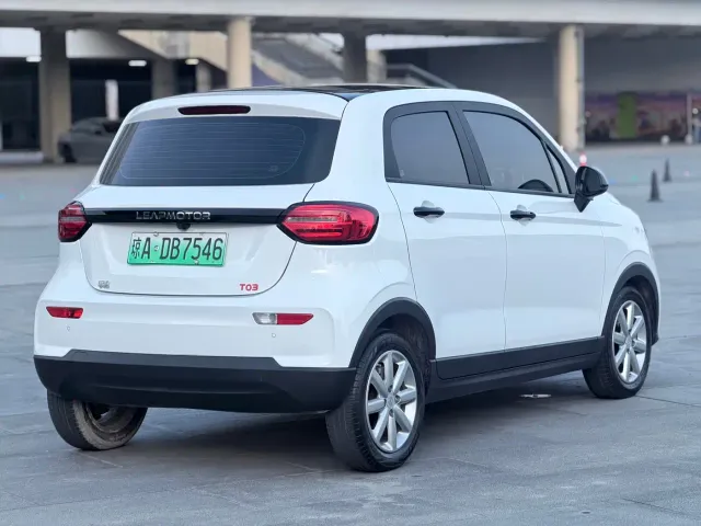 Leapmotor T03 — Фото автомобиля 4