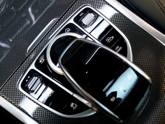 Mercedes-Benz G-Class — Фото автомобиля 16
