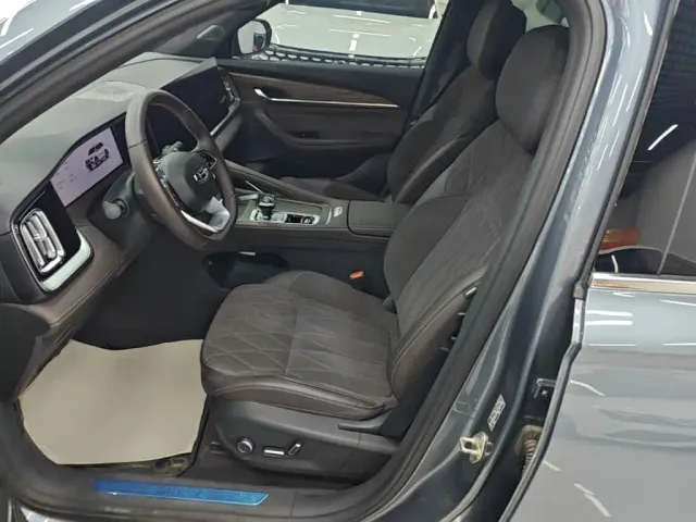 Geely Xingyue L — Фото автомобиля 14