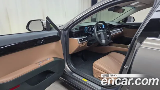 Hyundai Grandeur GN7 — Фото автомобиля 15