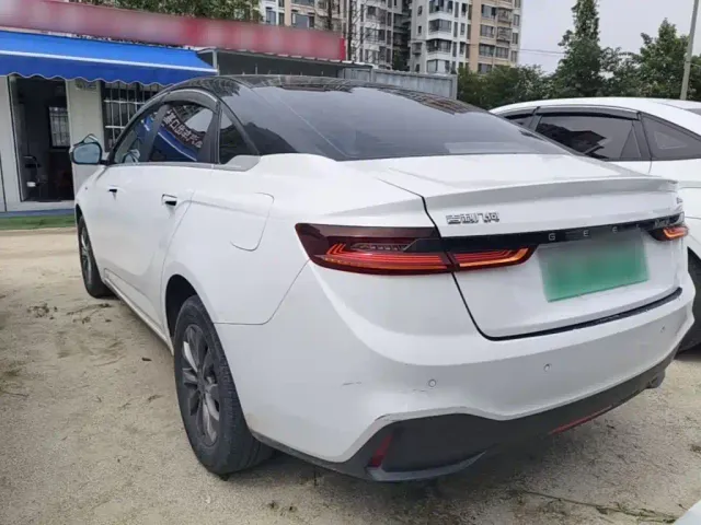 Geely Geometry Geely Geometry A 2022 Model Pro 430KM Green Apple Pro — Фото автомобиля 4