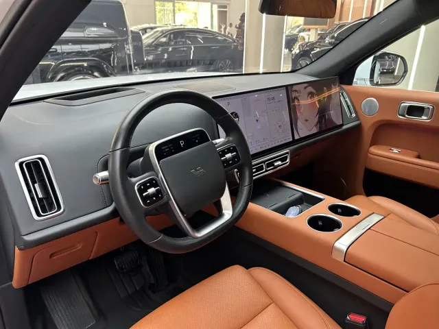 Li Auto L7 — Фото автомобиля 9