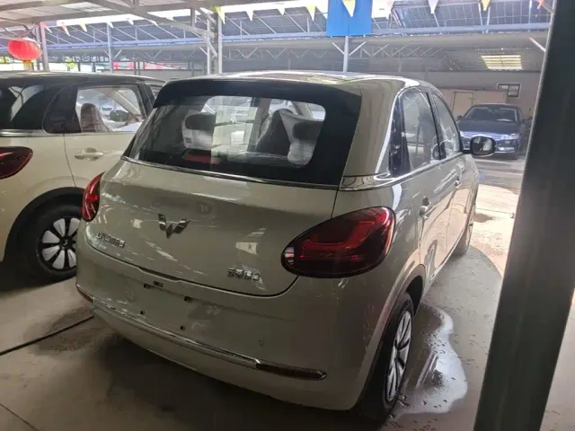 Wuling Bingo — Фото автомобиля 6