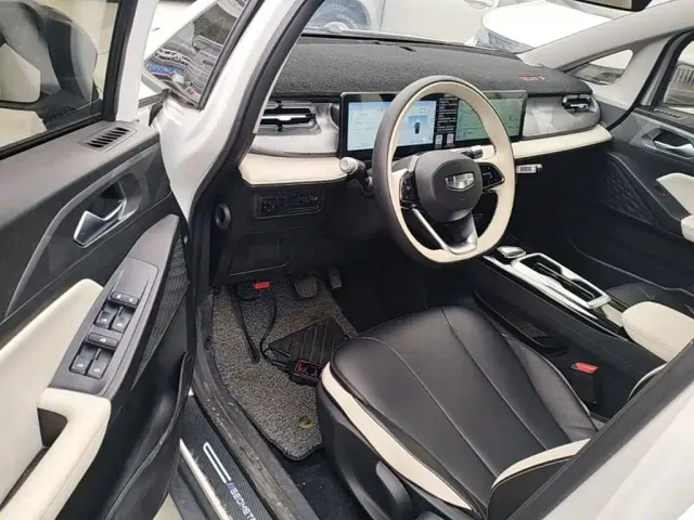 Geely Geometry E Firefly — Фото автомобиля 15