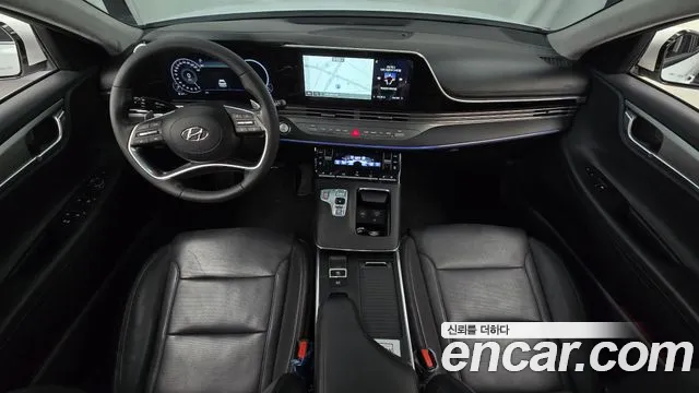 Hyundai Grandeur New — Фото автомобиля 10