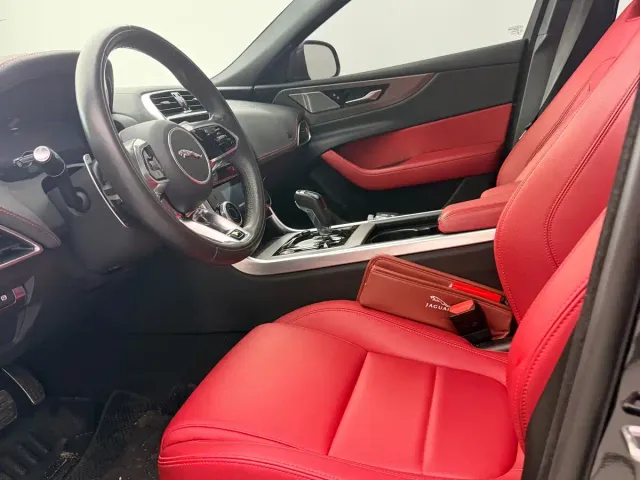 Jaguar XEL — Фото автомобиля 11