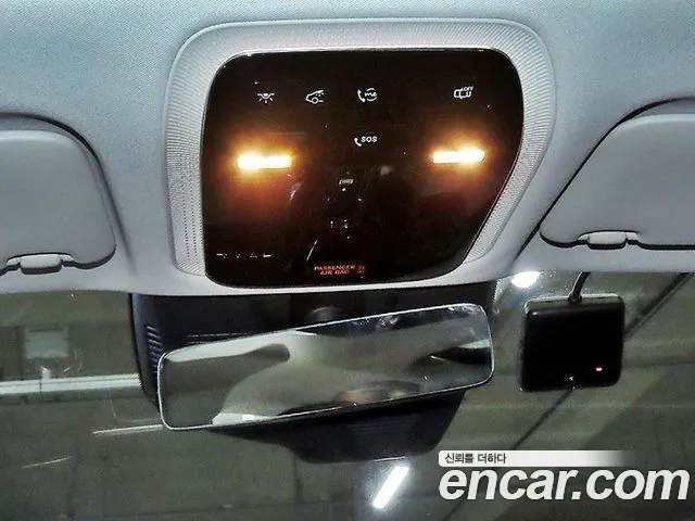 Mercedes-Benz E-Class — Фото автомобиля 12