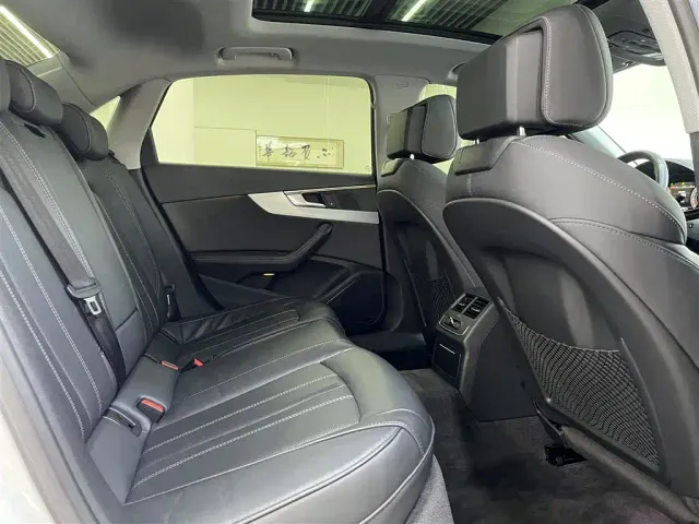 Audi A4L — Фото автомобиля 13