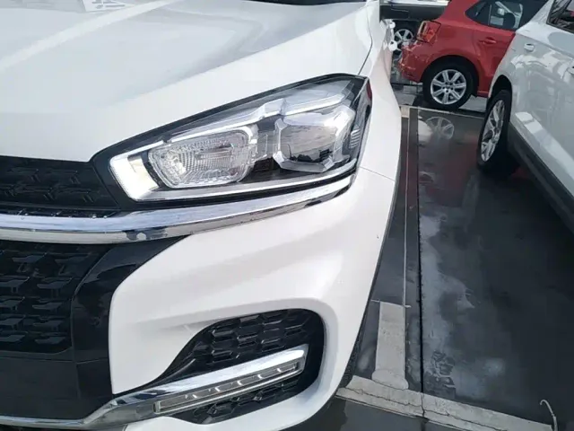 Chery Tiggo 8 — Фото автомобиля 23