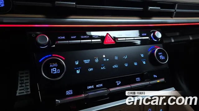 Hyundai Santa Fe — Фото автомобиля 25