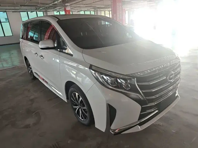 GAC Trumpchi M8 — Фото автомобиля 3
