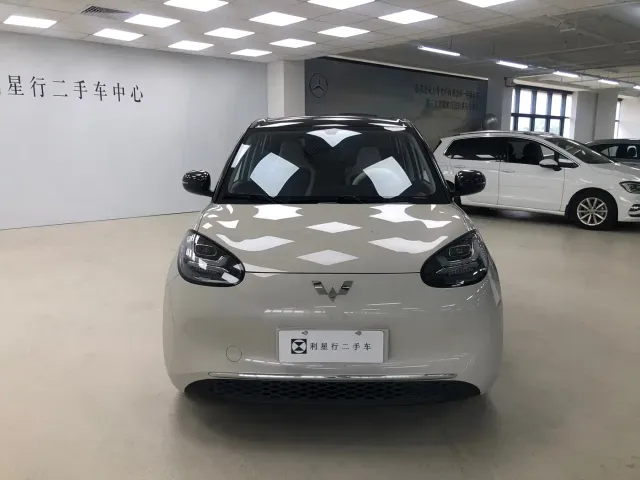 Wuling Bingo — Фото автомобиля 2