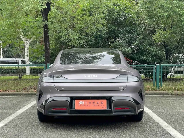 Xiaomi SU7 — Фото автомобиля 8