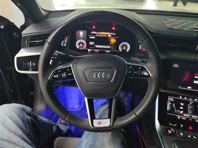 Audi A6L — Фото автомобиля 15